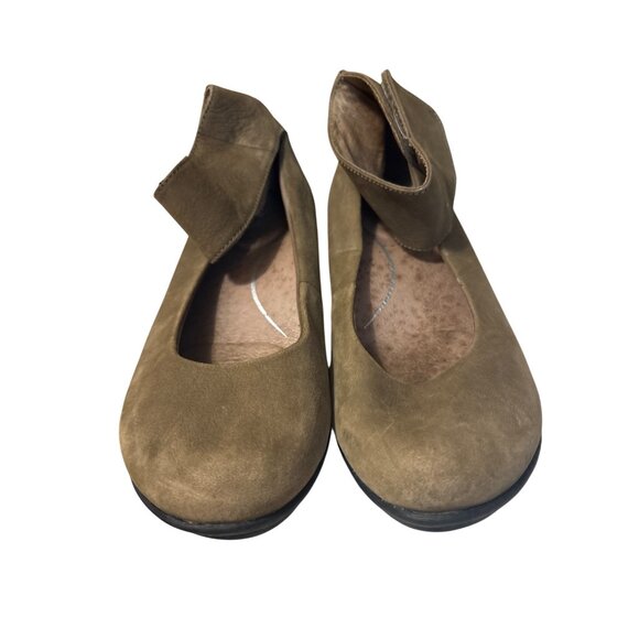 Dansko Womens Size 6 Brown Suede Mary Jane Comfort Shoes With Velcro Strap - Picture 2 of 7